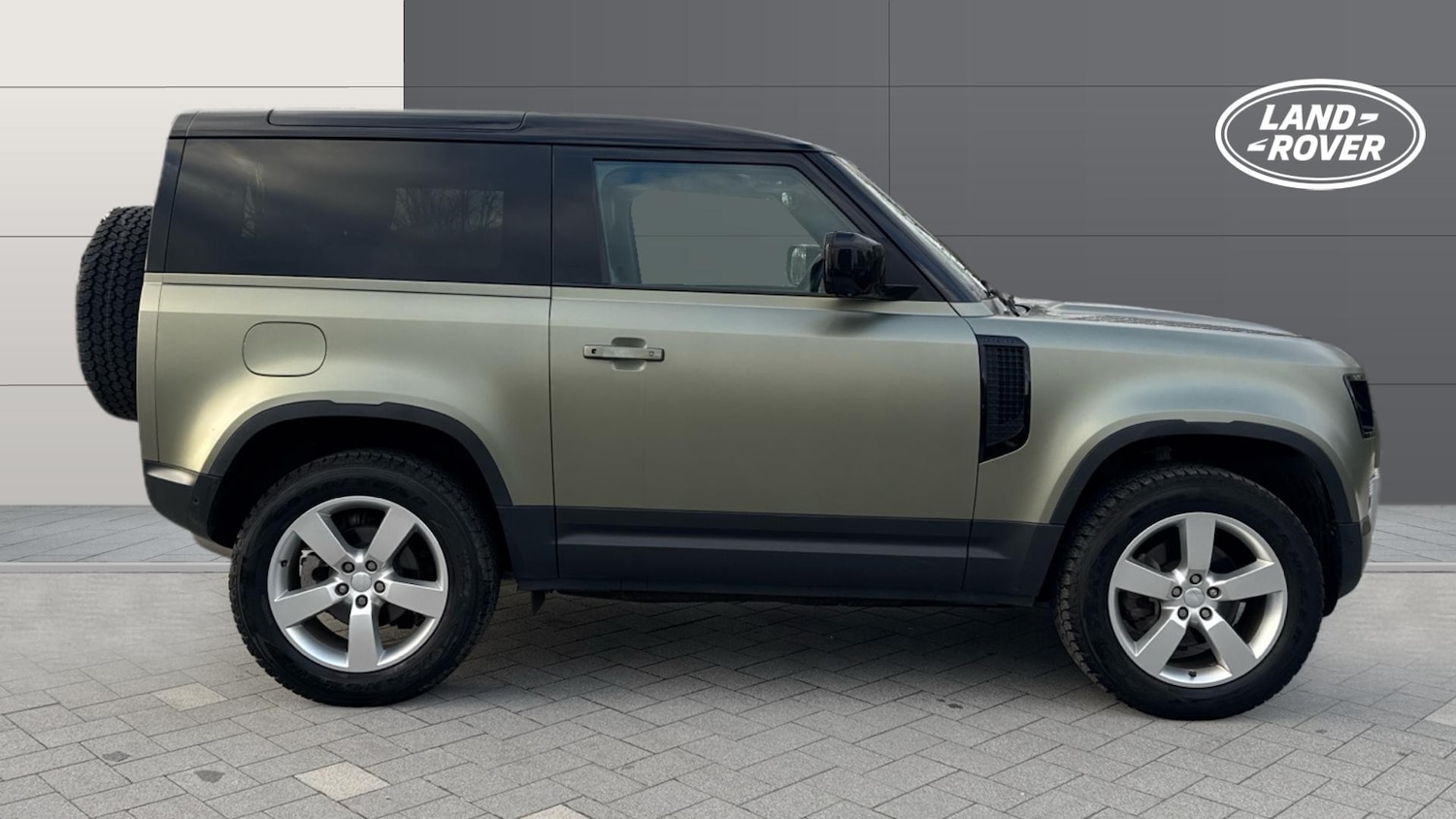 Used Land Rover Defender 2023 for sale - 77406853: Photo 5