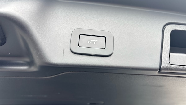 Used Land Rover Range Rover Evoque 2025 for sale - 75665306: Photo 35