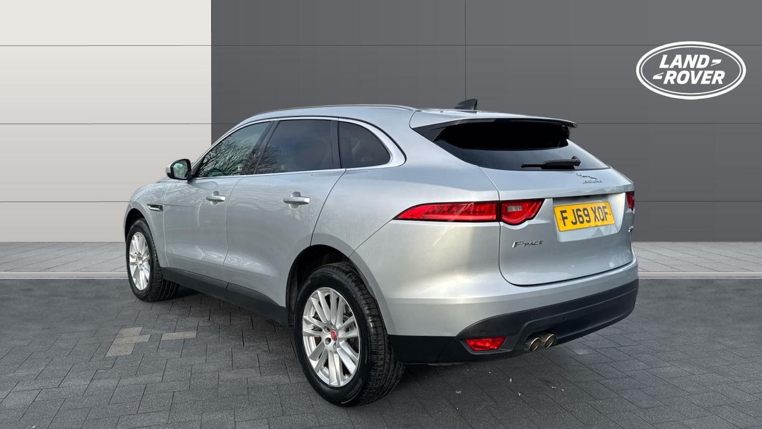 Used Jaguar F-Pace 2019 for sale - 77180630: Photo 2