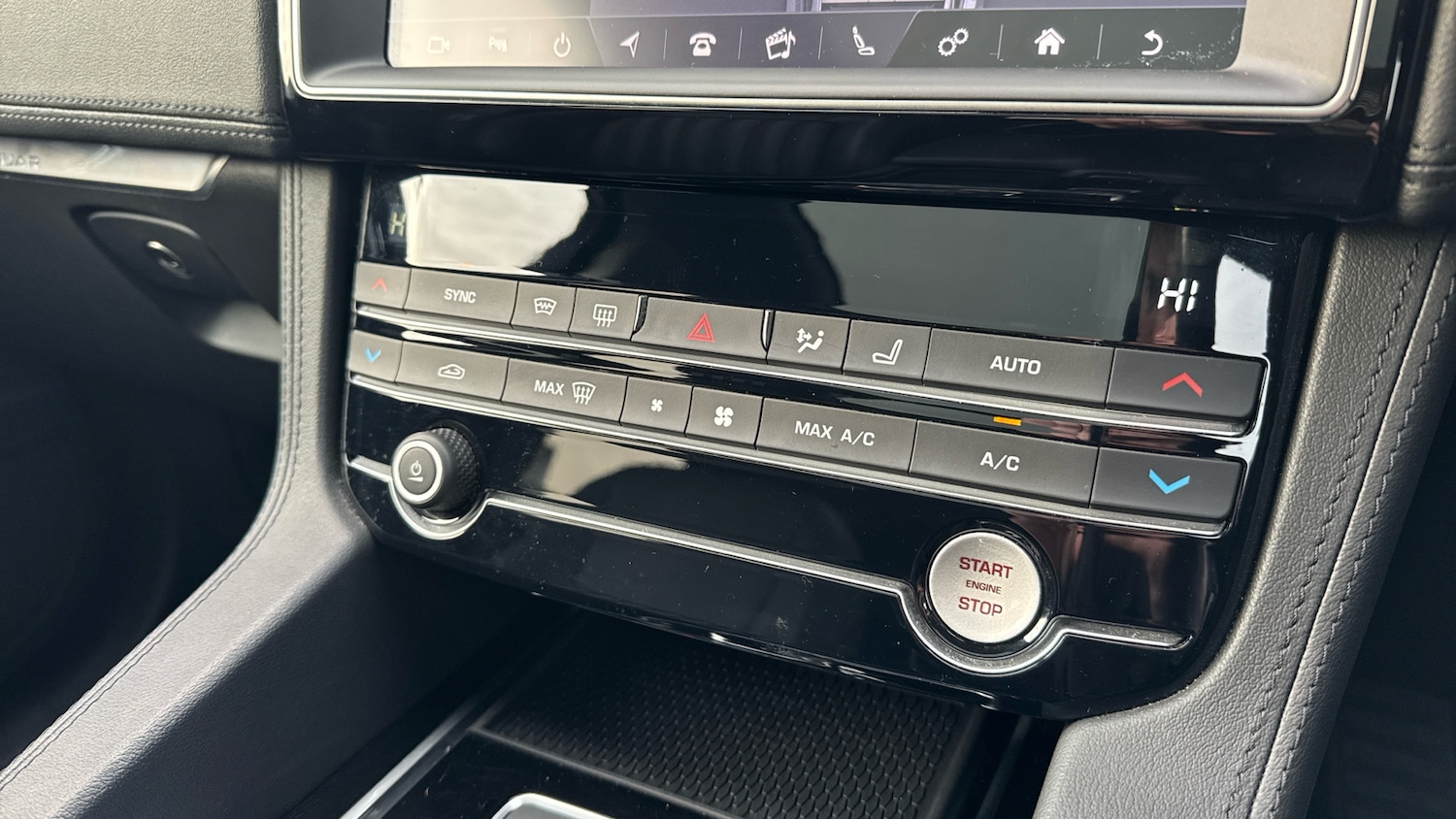 Used Jaguar F-Pace 2019 for sale - 77180630: Photo 46