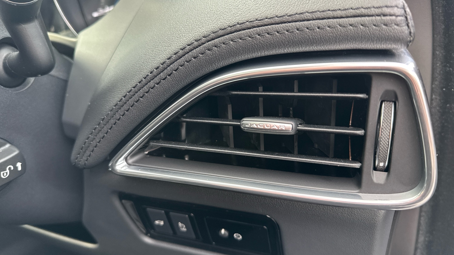 Used Jaguar F-Pace 2019 for sale - 77180630: Photo 51