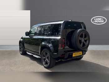 Used Land Rover Defender 2023 for sale - 78755633: Photo