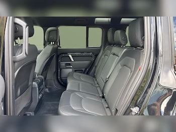 Used Land Rover Defender 2023 for sale - 78755633: Photo
