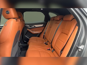 Used Jaguar F-Pace 2023 for sale - 79287120: Photo