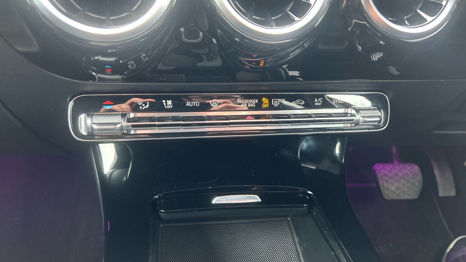 Used Mercedes-Benz A-Class 2019 for sale - 76102801: Photo 41