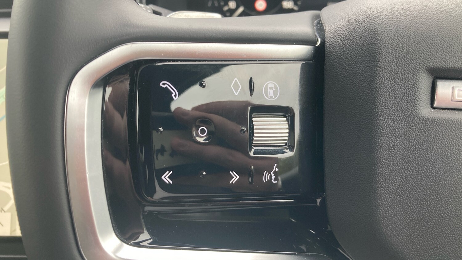 Used Land Rover Discovery Sport 2024 for sale - 76275910: Photo 36