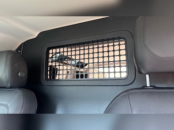 Used Land Rover Defender 2023 for sale - 78942126: Photo
