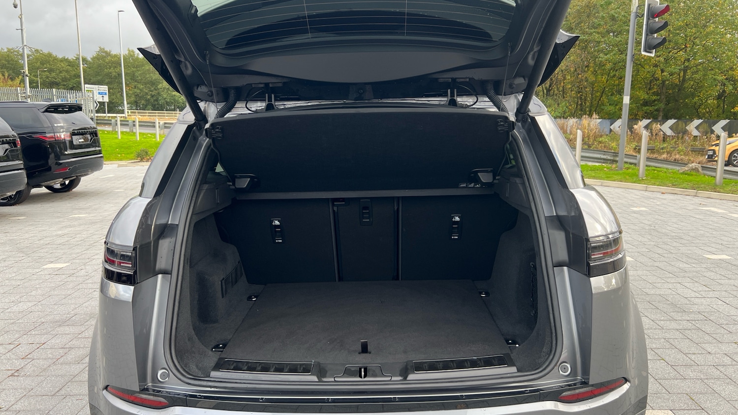 Used Land Rover Range Rover Evoque 2024 for sale - 76193768: Photo 10