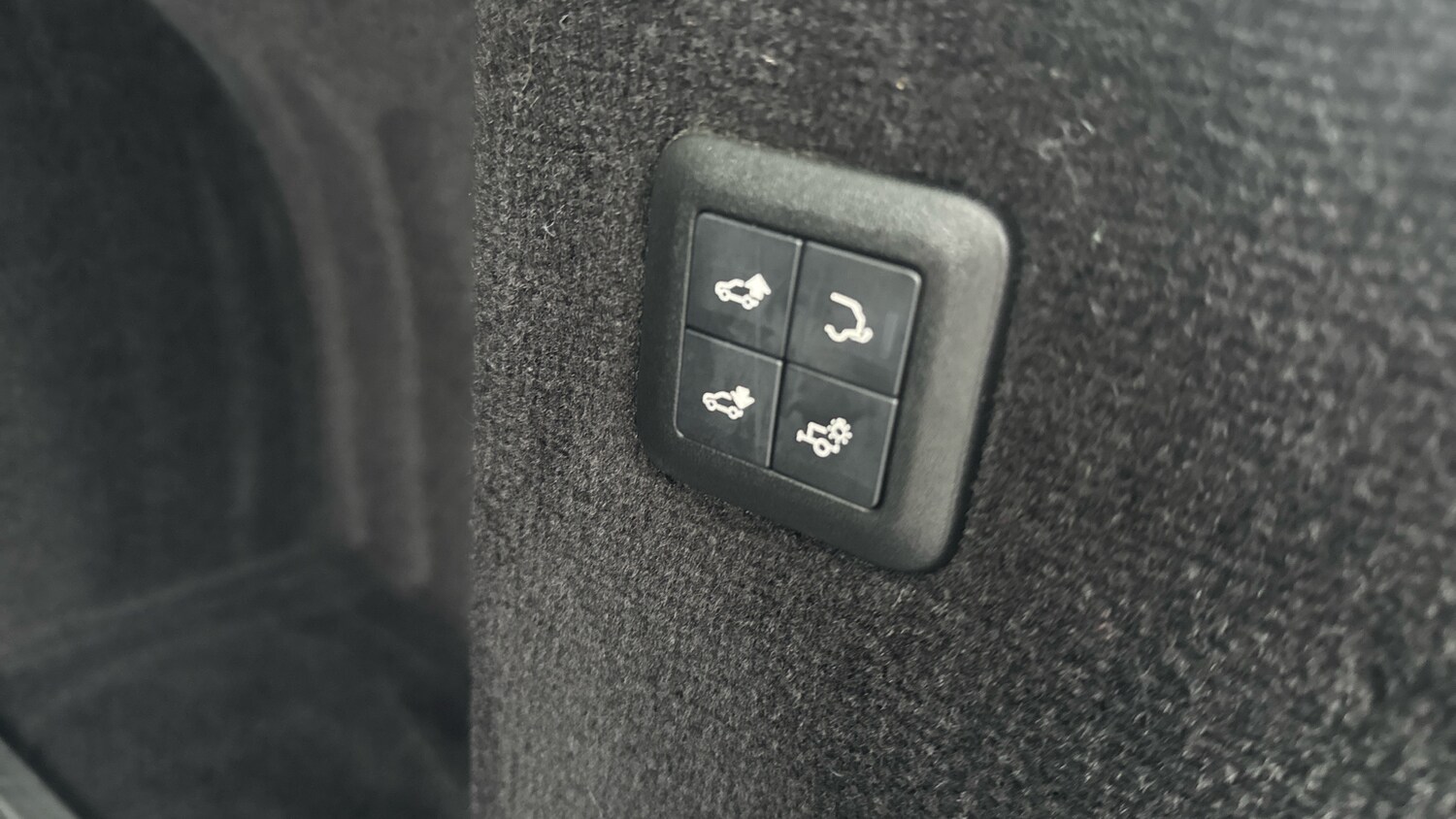 Used Land Rover Range Rover Sport 2020 for sale - 77446144: Photo 33