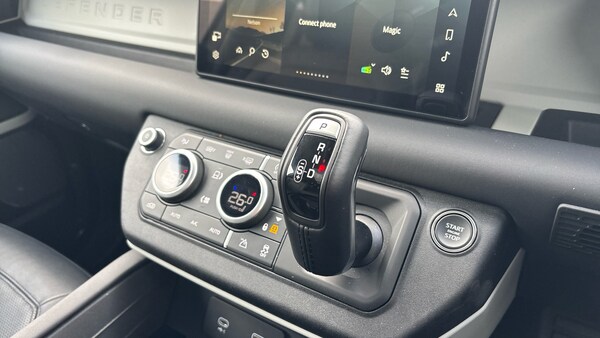 Used Land Rover Defender 2024 for sale - 76219001: Photo 13
