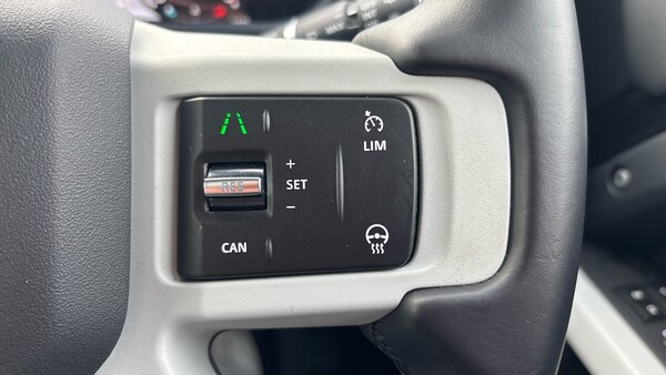 Used Land Rover Defender 2024 for sale - 76219001: Photo 21