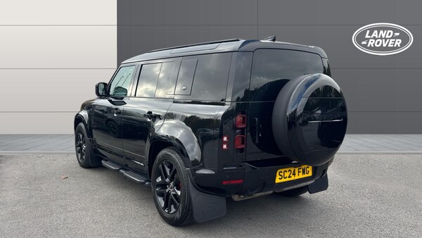Used Land Rover Defender 2024 for sale - 76219001: Photo 2