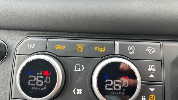 Used Land Rover Defender 2024 for sale - 76219001: Photo 40