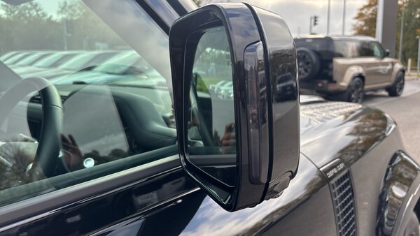 Used Land Rover Defender 2024 for sale - 76219001: Photo 50