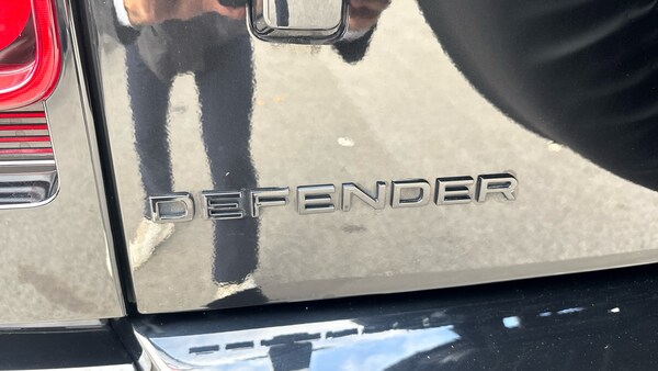 Used Land Rover Defender 2024 for sale - 76219001: Photo 76
