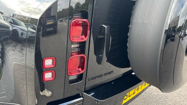 Used Land Rover Defender 2024 for sale - 76219001: Photo 79