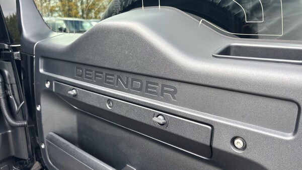 Used Land Rover Defender 2024 for sale - 76219001: Photo 81