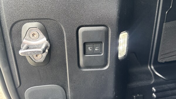 Used Land Rover Defender 2024 for sale - 76219001: Photo 83