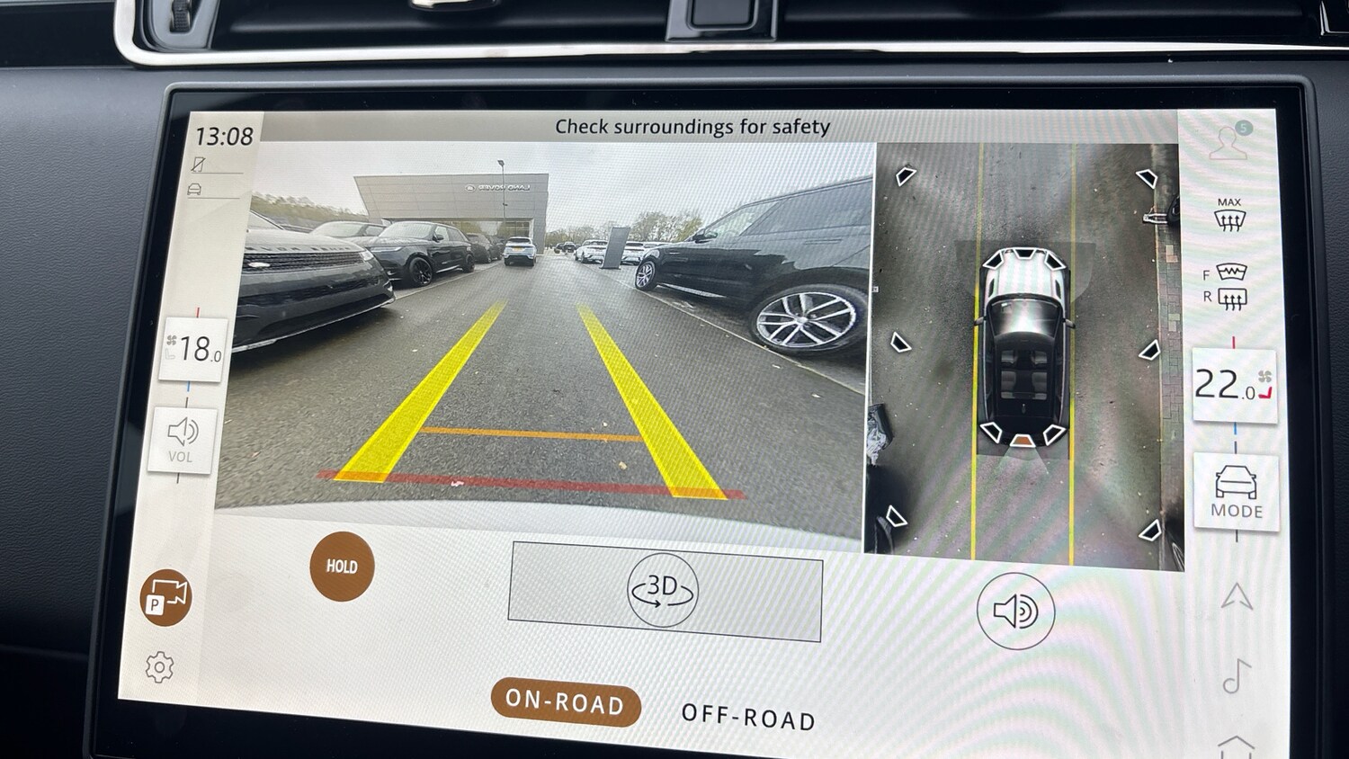 Used Land Rover Range Rover Evoque 2025 for sale - 77541895: Photo 12