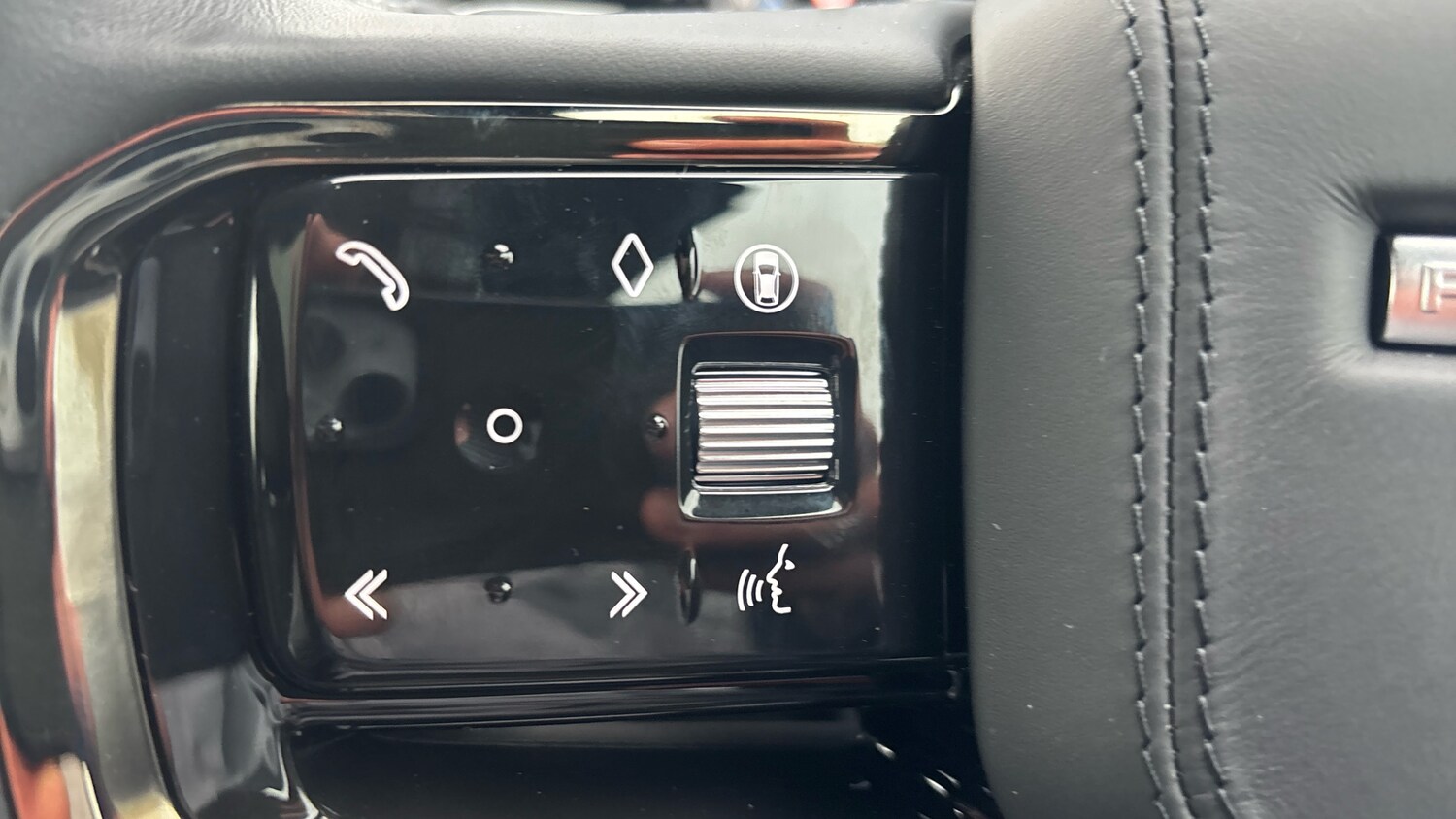 Used Land Rover Range Rover Evoque 2025 for sale - 77541895: Photo 69