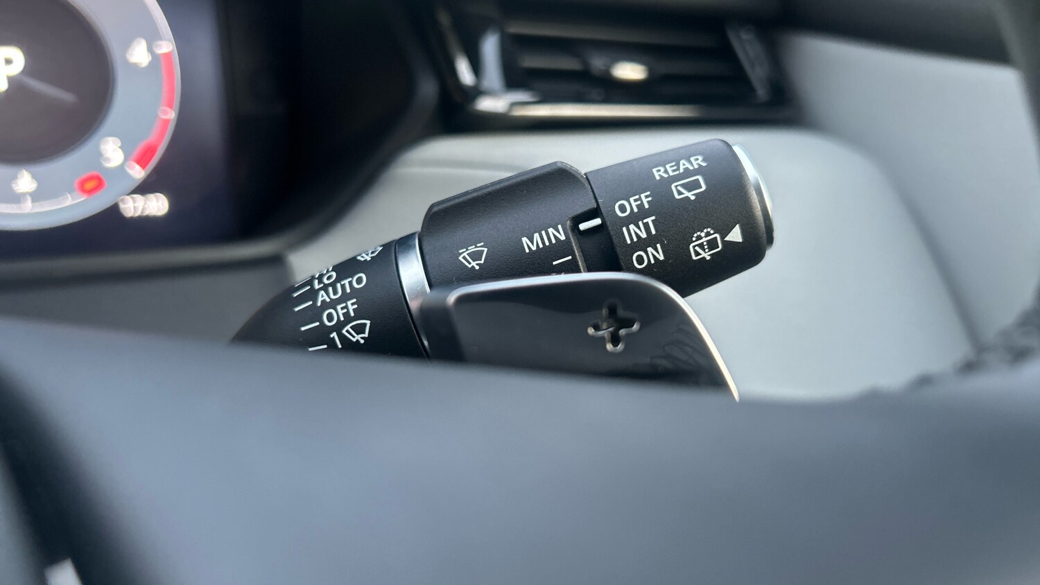 Used Land Rover Range Rover Velar 2023 for sale - 76343853: Photo 51