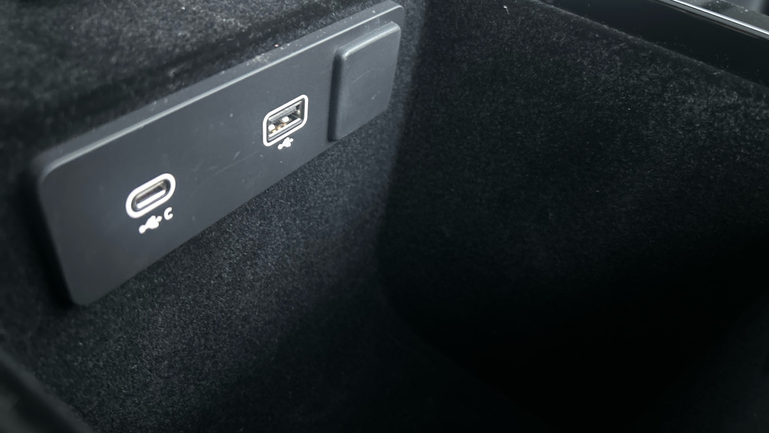 Used Land Rover Range Rover Velar 2023 for sale - 76343853: Photo 67