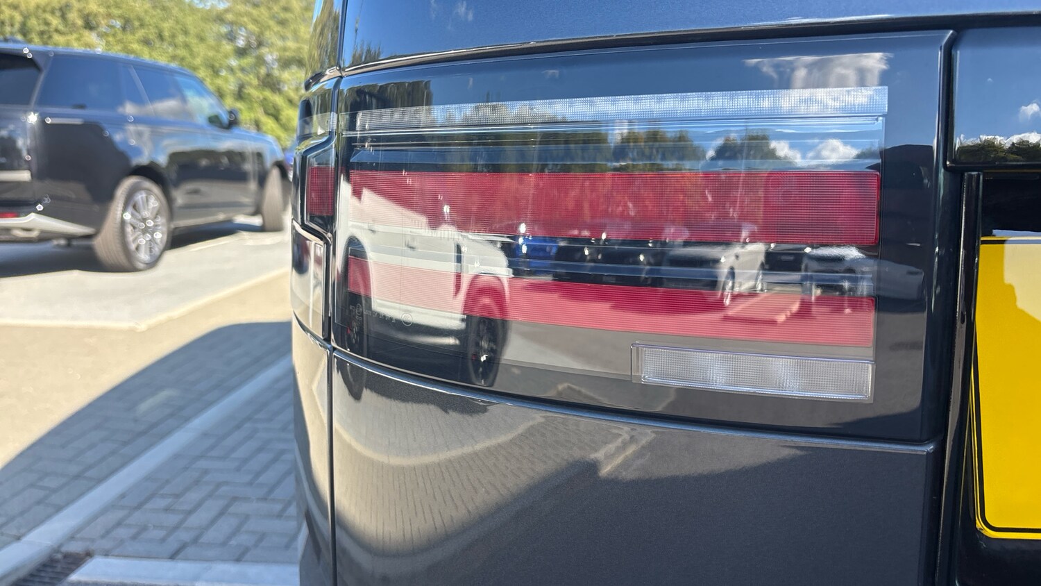 Used Land Rover Discovery 2021 for sale - 76777918: Photo 32