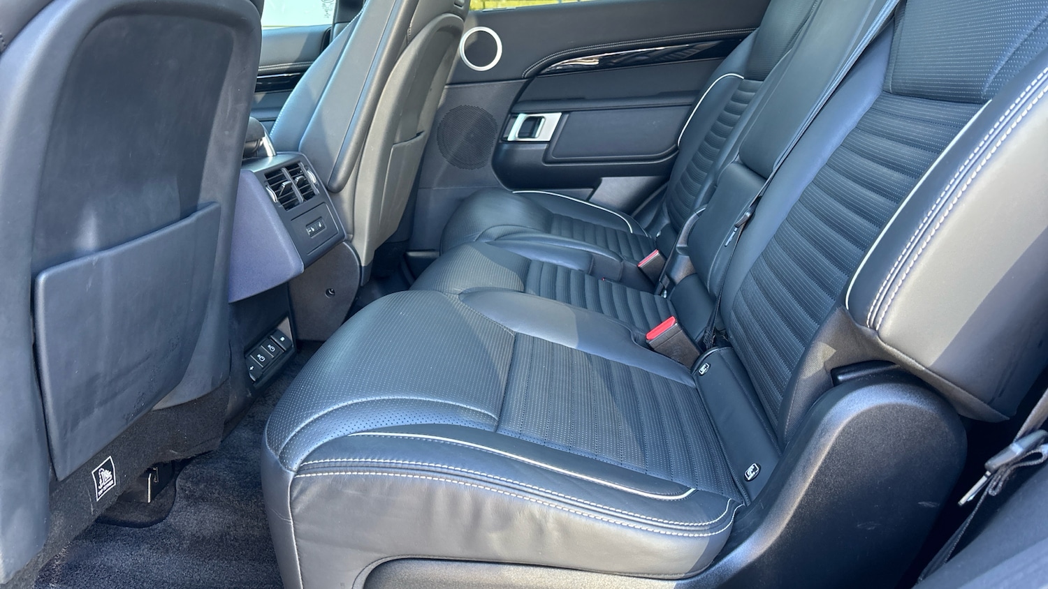 Used Land Rover Discovery 2021 for sale - 76777918: Photo 41