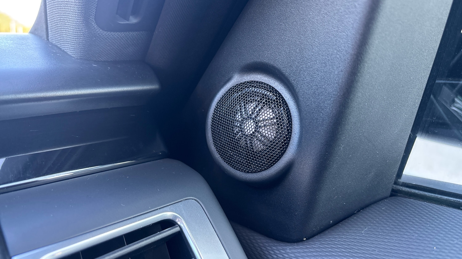 Used Land Rover Discovery 2021 for sale - 76777918: Photo 95