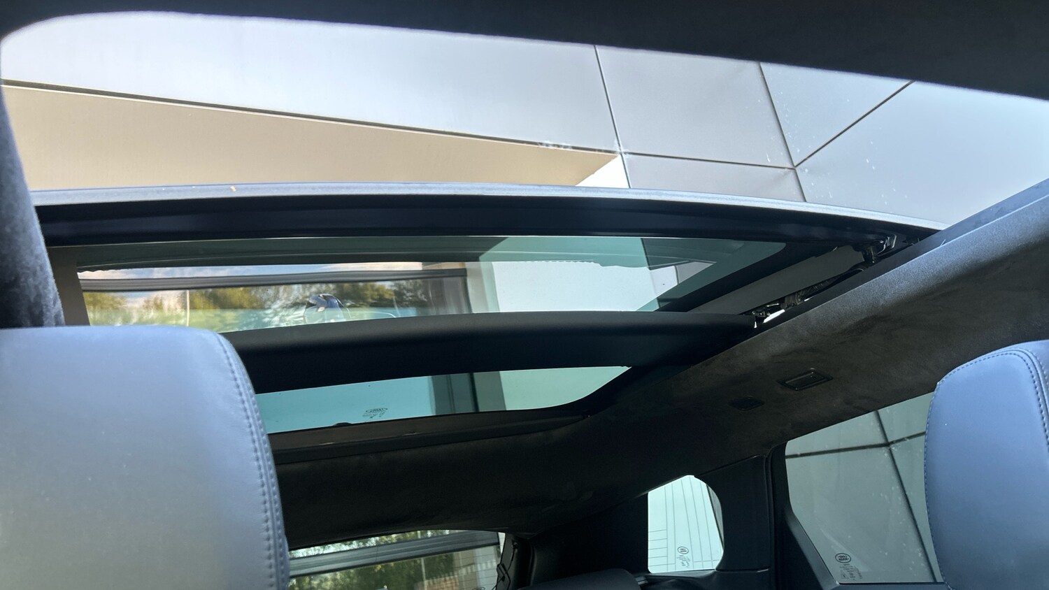 Used Land Rover Range Rover Evoque 2025 for sale - 76004866: Photo 21