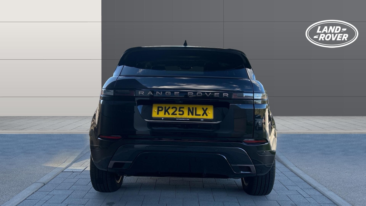 Used Land Rover Range Rover Evoque 2025 for sale - 76004866: Photo 6