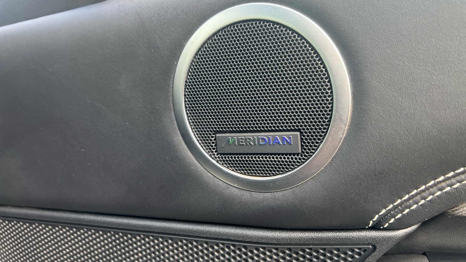 Used Land Rover Discovery 2019 for sale - 76076220: Photo 23