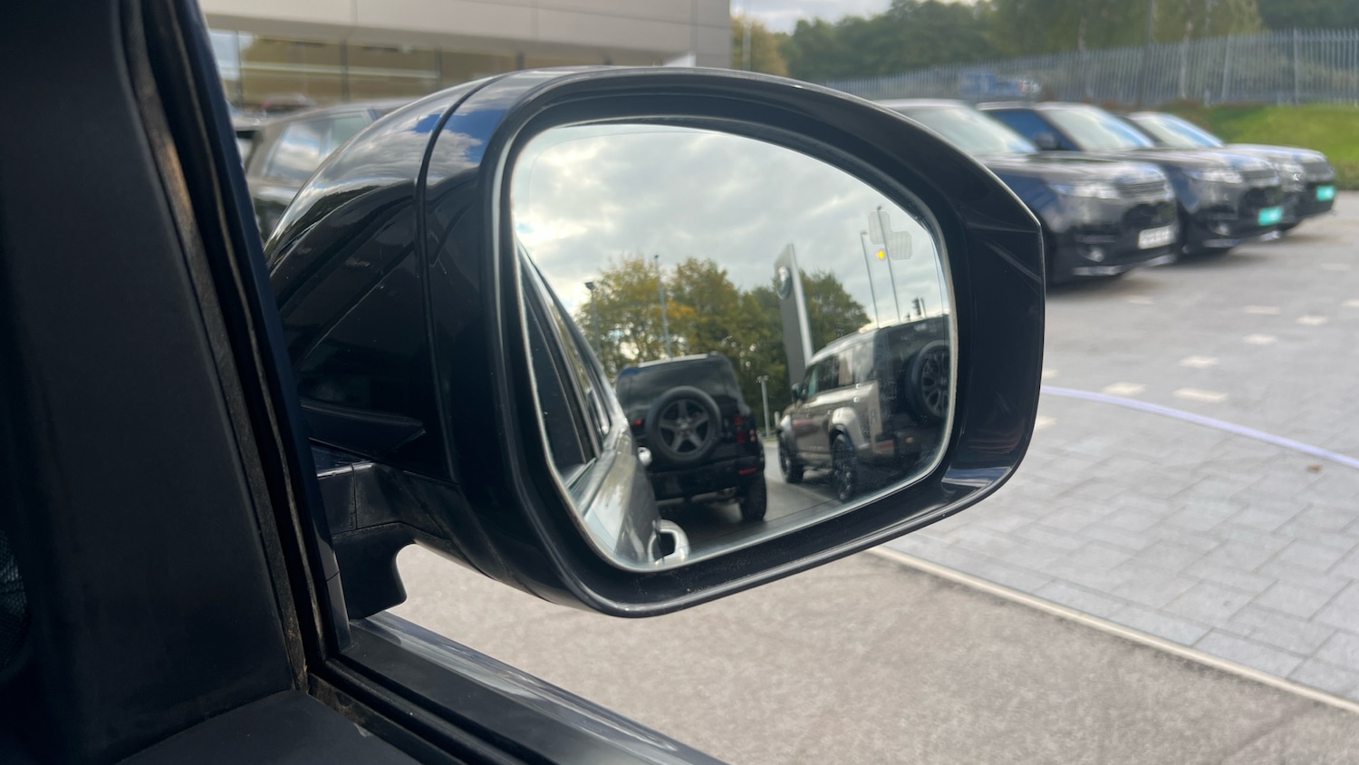 Used Land Rover Discovery 2019 for sale - 76076220: Photo 25