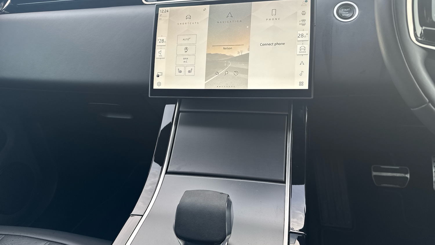 Used Land Rover Range Rover Evoque 2025 for sale - 76859047: Photo 14