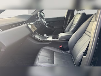 Used Land Rover Range Rover Evoque 2025 for sale - 76859047: Photo