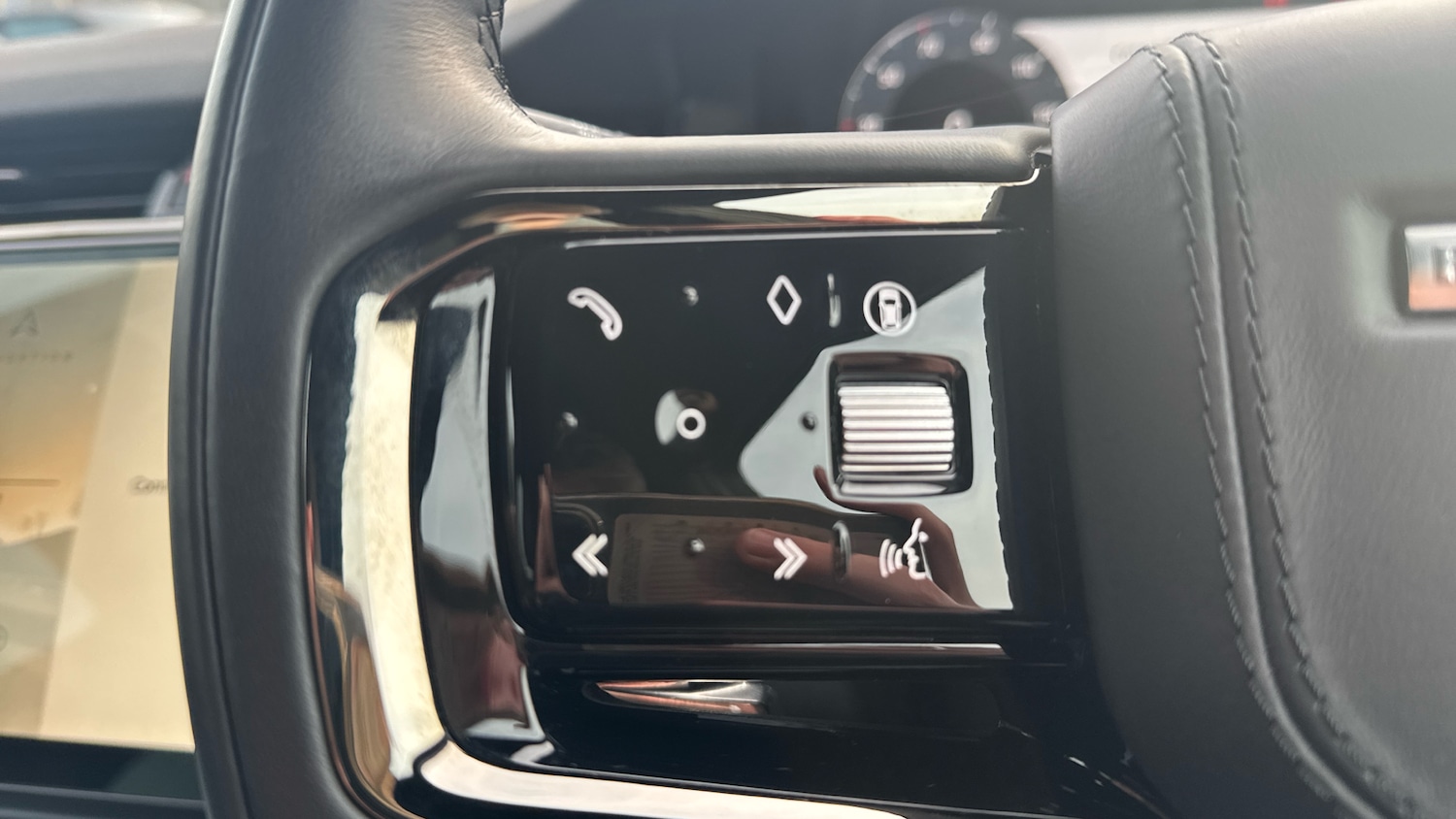 Used Land Rover Range Rover Evoque 2025 for sale - 76859047: Photo 46