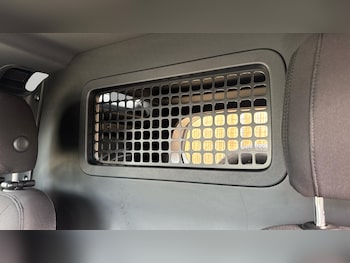 Used Land Rover Defender 2021 for sale - 78078745: Photo