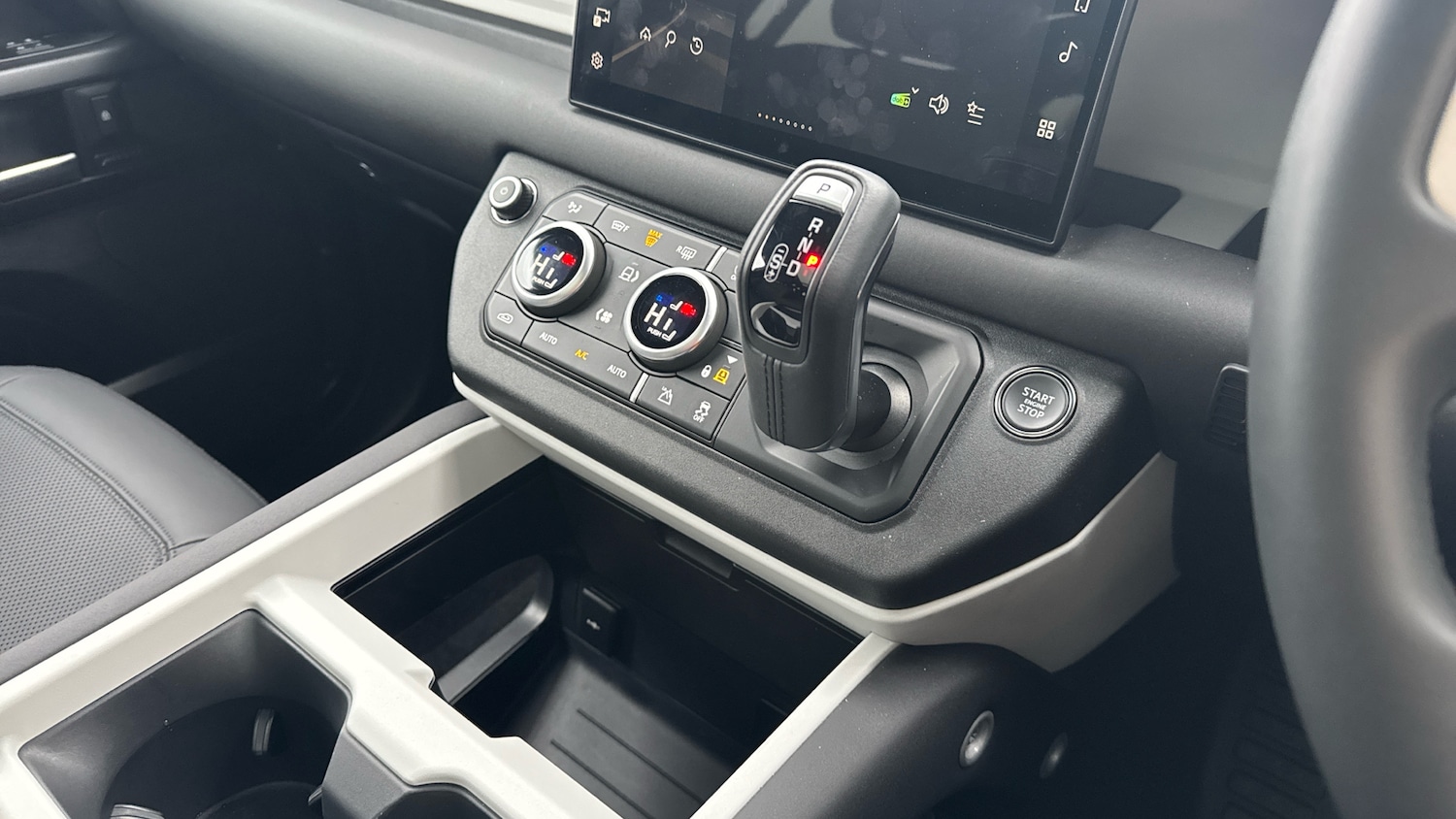 Used Land Rover Defender 2025 for sale - 77288933: Photo 13