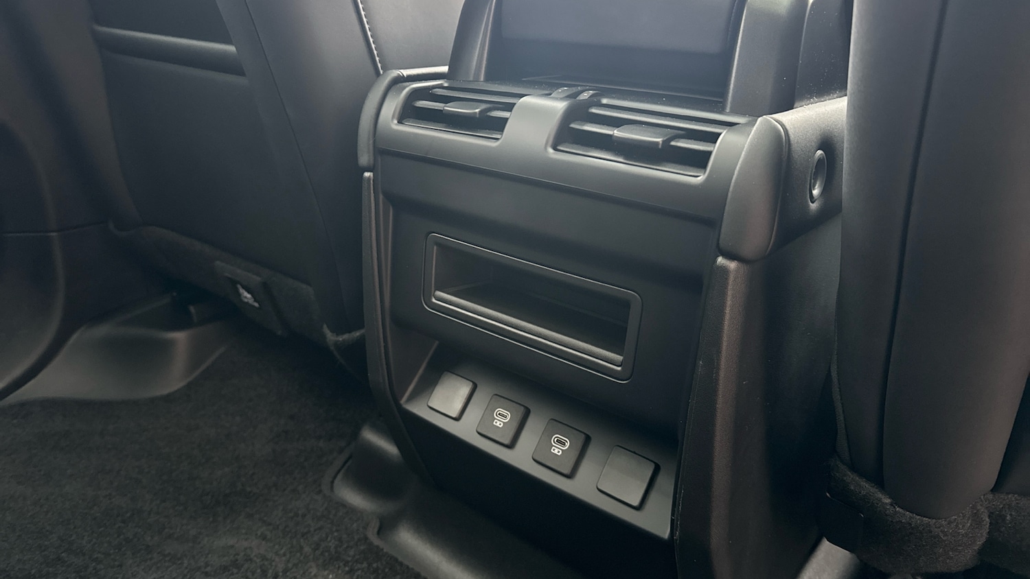 Used Land Rover Defender 2025 for sale - 77288933: Photo 18