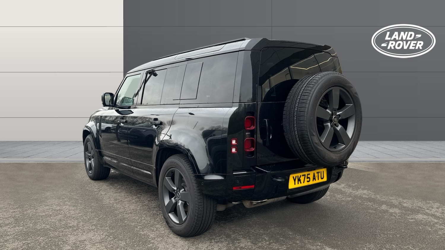 Used Land Rover Defender 2025 for sale - 77288933: Photo 2