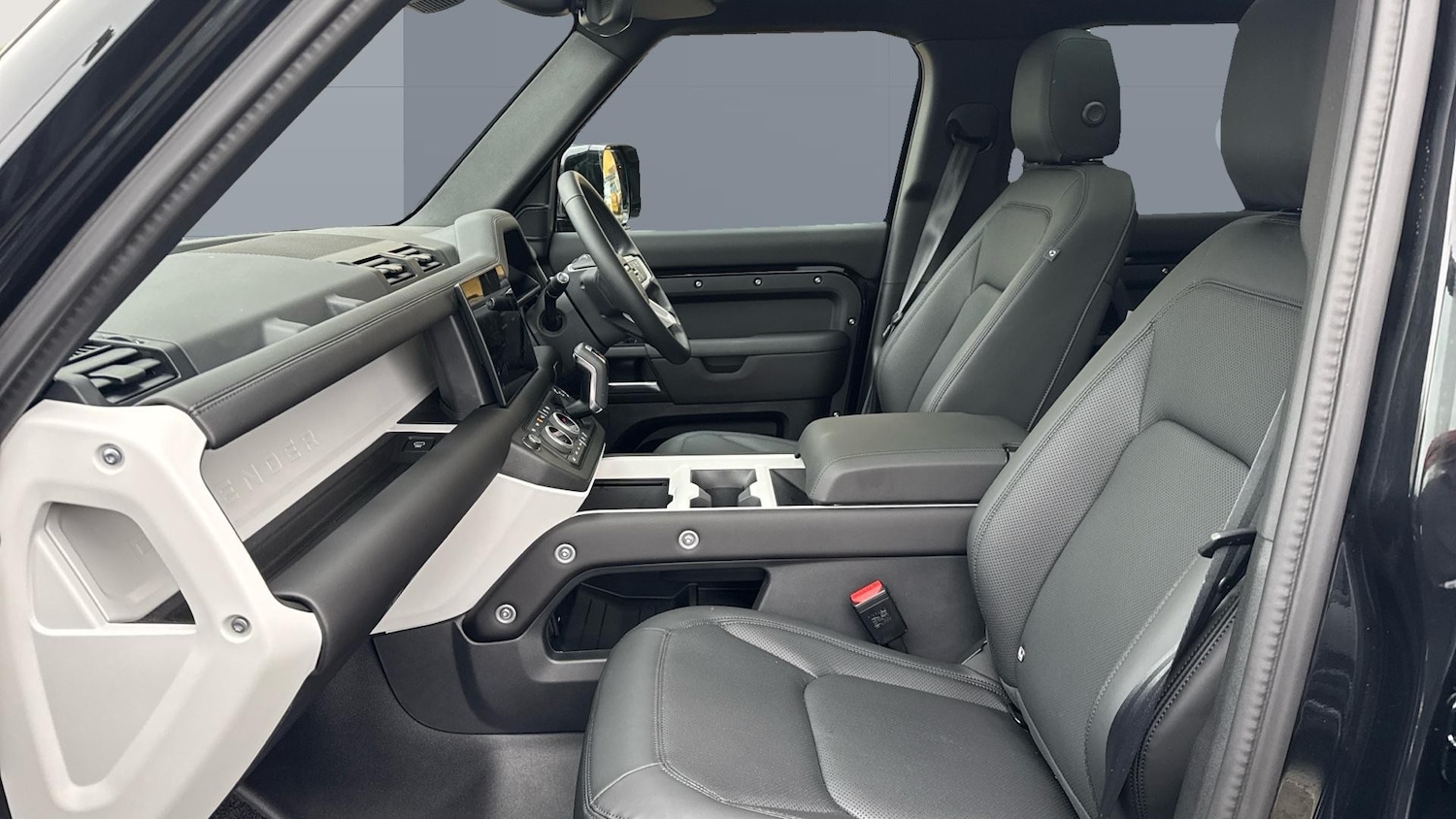 Used Land Rover Defender 2025 for sale - 77288933: Photo 3