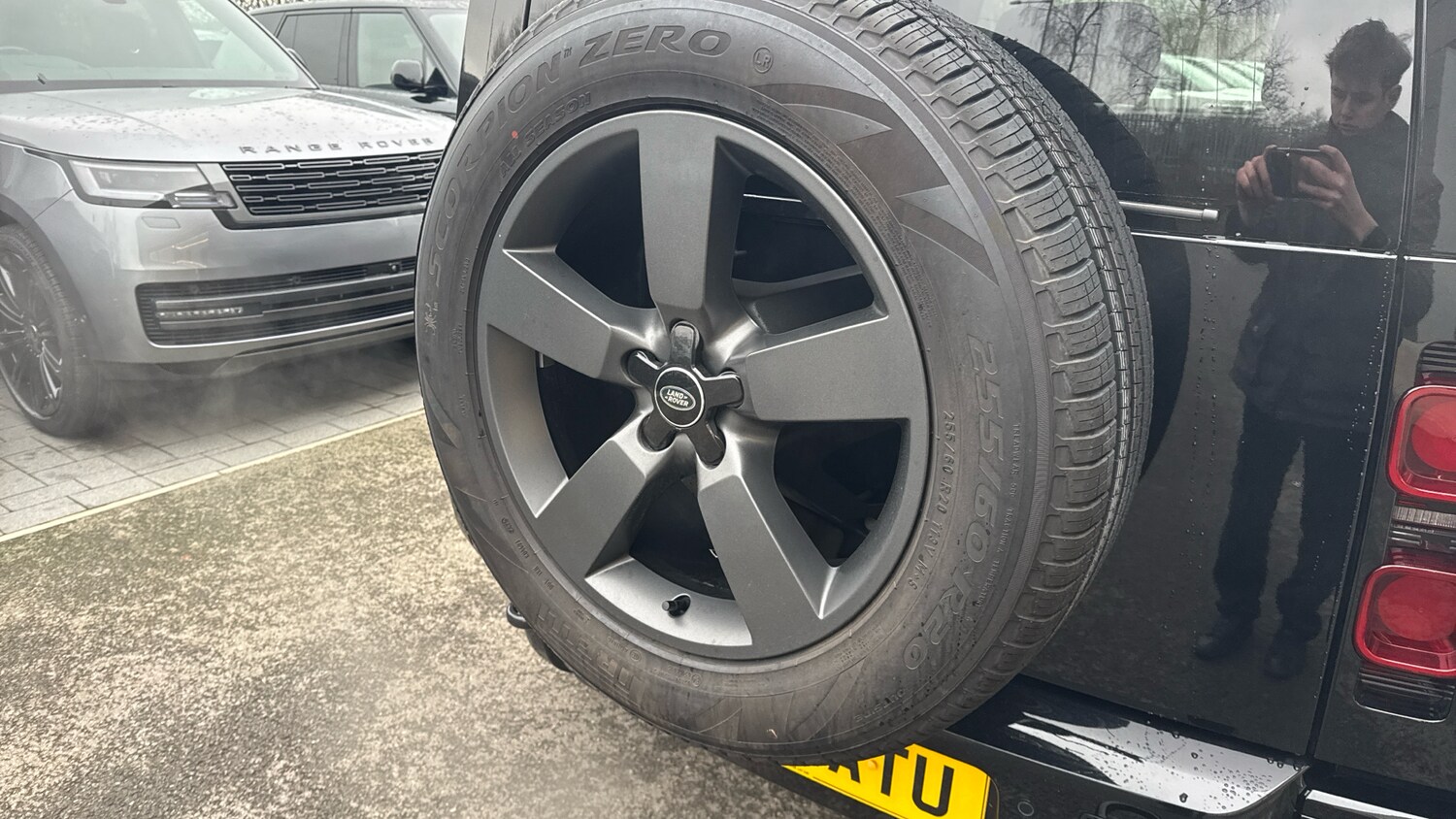 Used Land Rover Defender 2025 for sale - 77288933: Photo 32