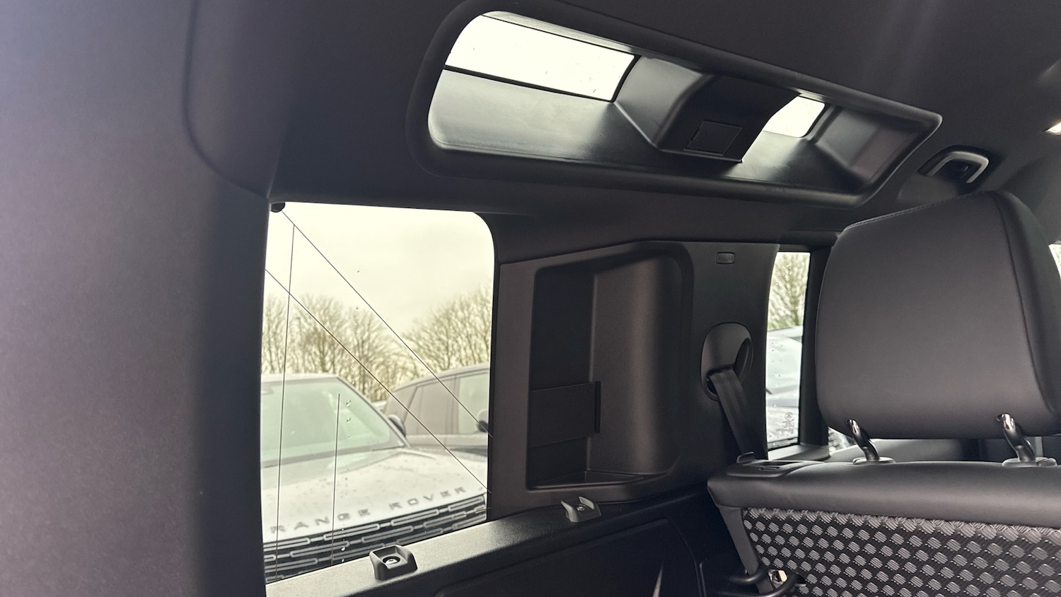 Used Land Rover Defender 2025 for sale - 77288933: Photo 34