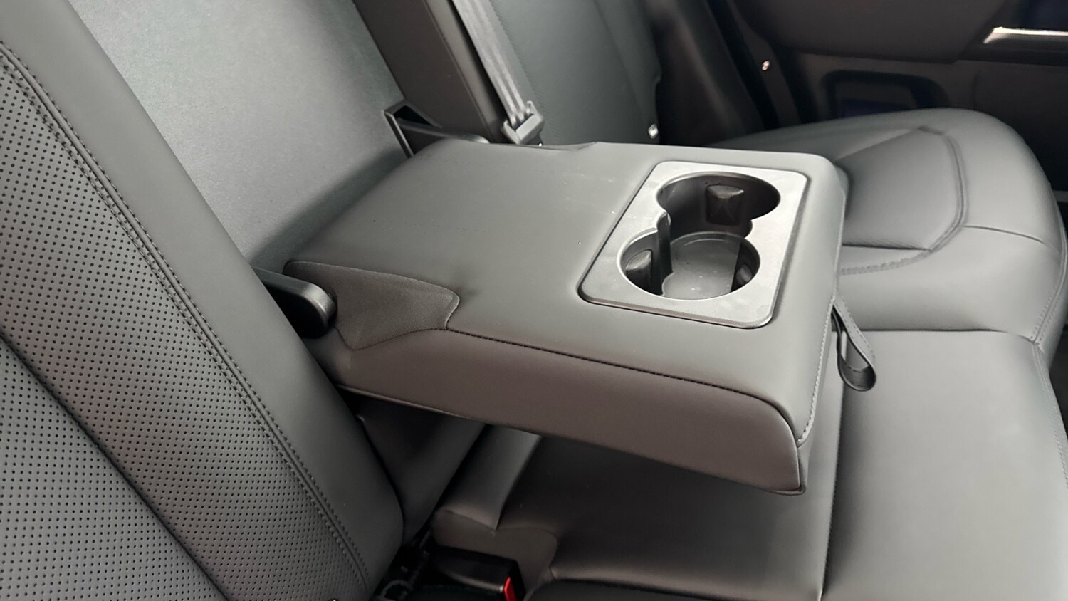 Used Land Rover Defender 2025 for sale - 77288933: Photo 42