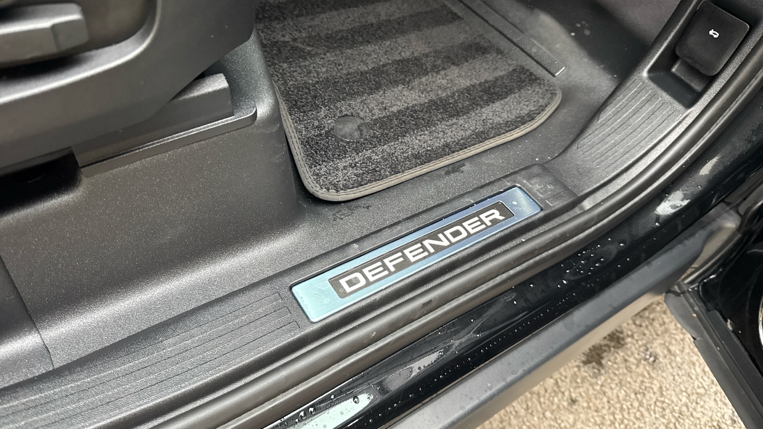 Used Land Rover Defender 2025 for sale - 77288933: Photo 44