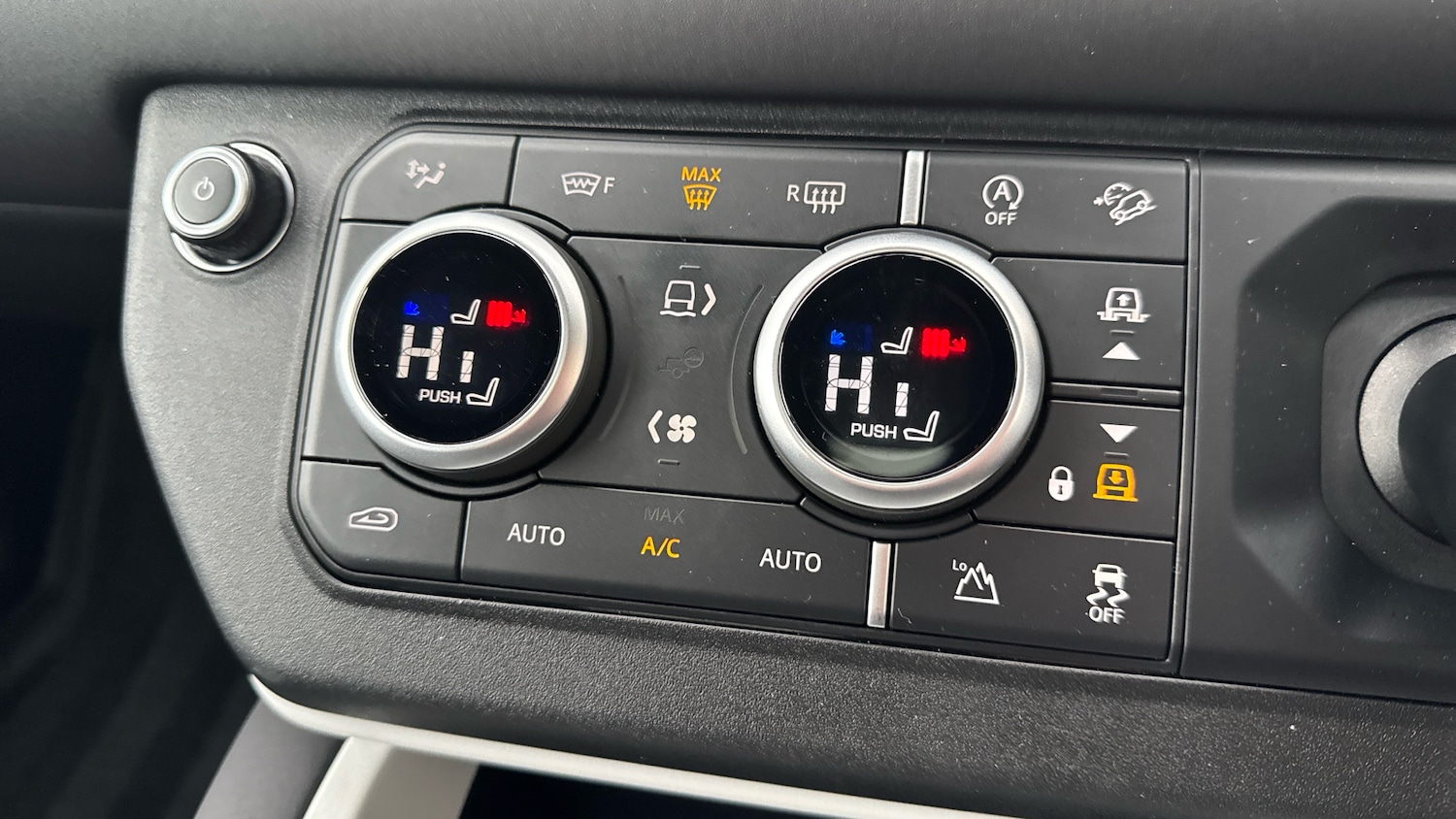 Used Land Rover Defender 2025 for sale - 77288933: Photo 53