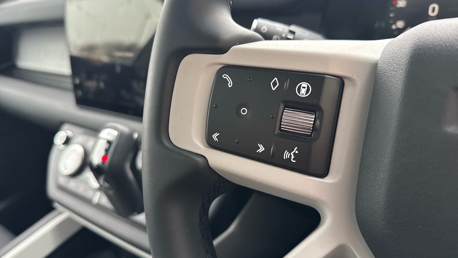 Used Land Rover Defender 2025 for sale - 77288933: Photo 54