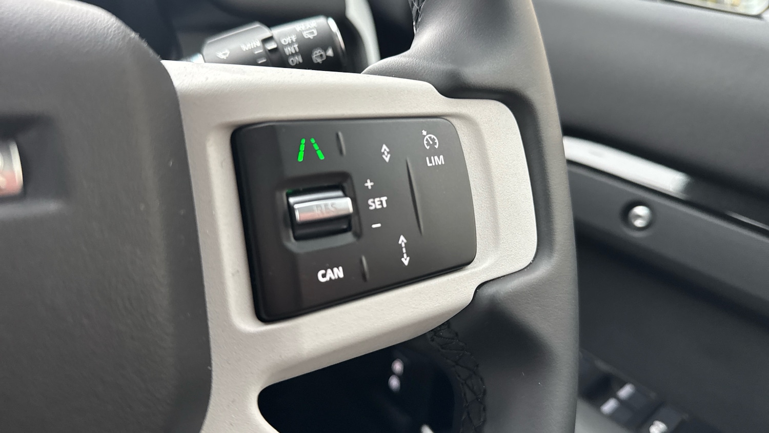 Used Land Rover Defender 2025 for sale - 77288933: Photo 55