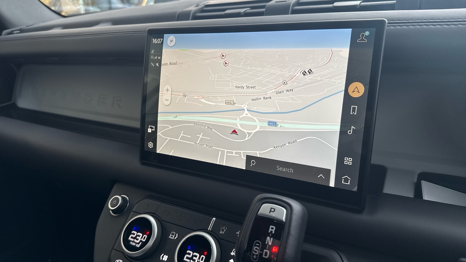 Used Land Rover Defender 2025 for sale - 77990476: Photo 11