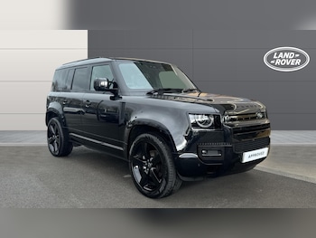 Used Land Rover Defender 2025 for sale - 77990476: Photo